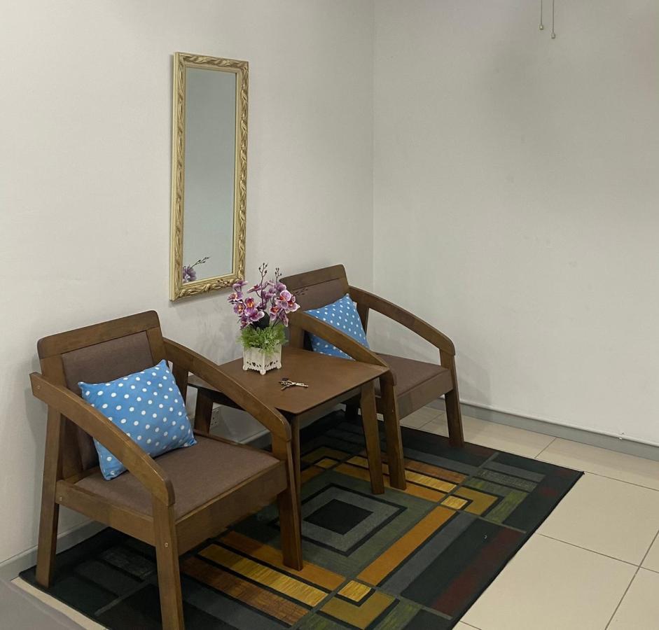 ספאנג Klia Redza Homestay Kota Warisan Malay Only מראה חיצוני תמונה