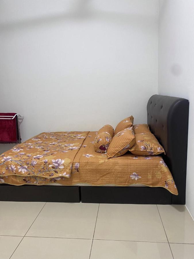 ספאנג Klia Redza Homestay Kota Warisan Malay Only מראה חיצוני תמונה